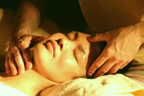 Radio Art - Massage logo