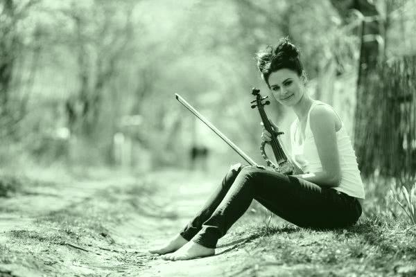 Radio Art - Optimistic Classical logo